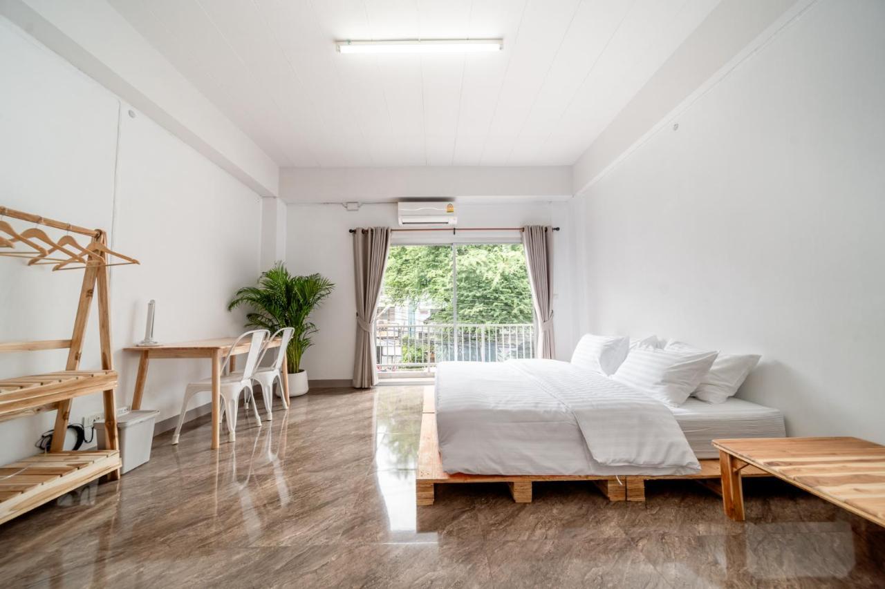 צ'יאנג מאי Socialer Coliving & Coworking Space מראה חיצוני תמונה