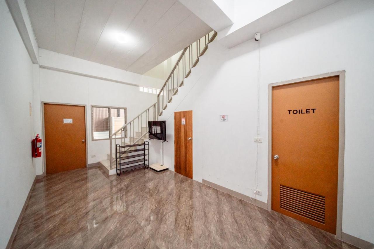 צ'יאנג מאי Socialer Coliving & Coworking Space מראה חיצוני תמונה