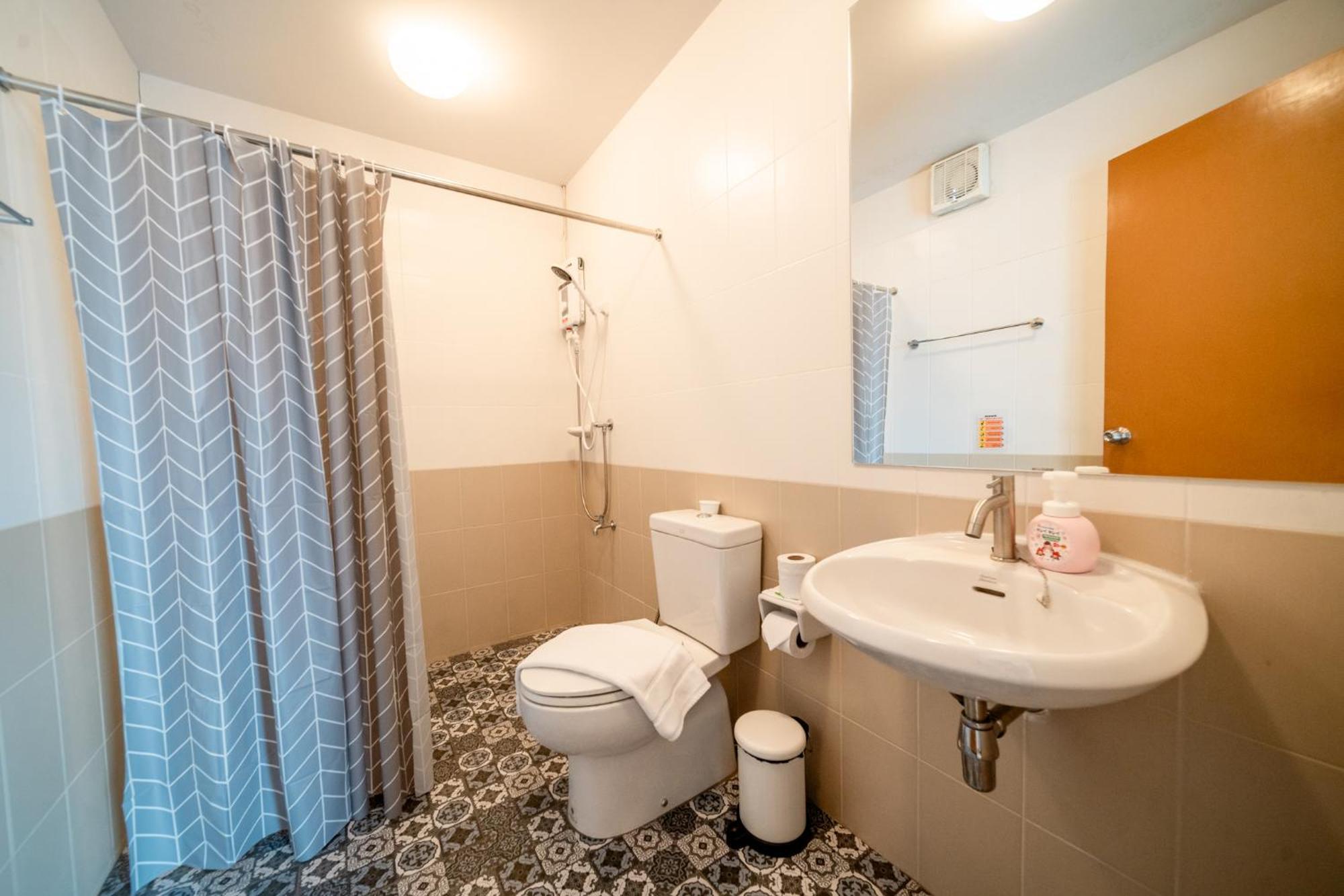 צ'יאנג מאי Socialer Coliving & Coworking Space מראה חיצוני תמונה